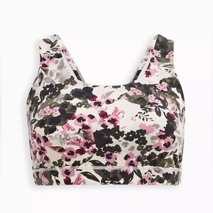 Wireless Plus Size Torrid Twist Back Active Sports Bra